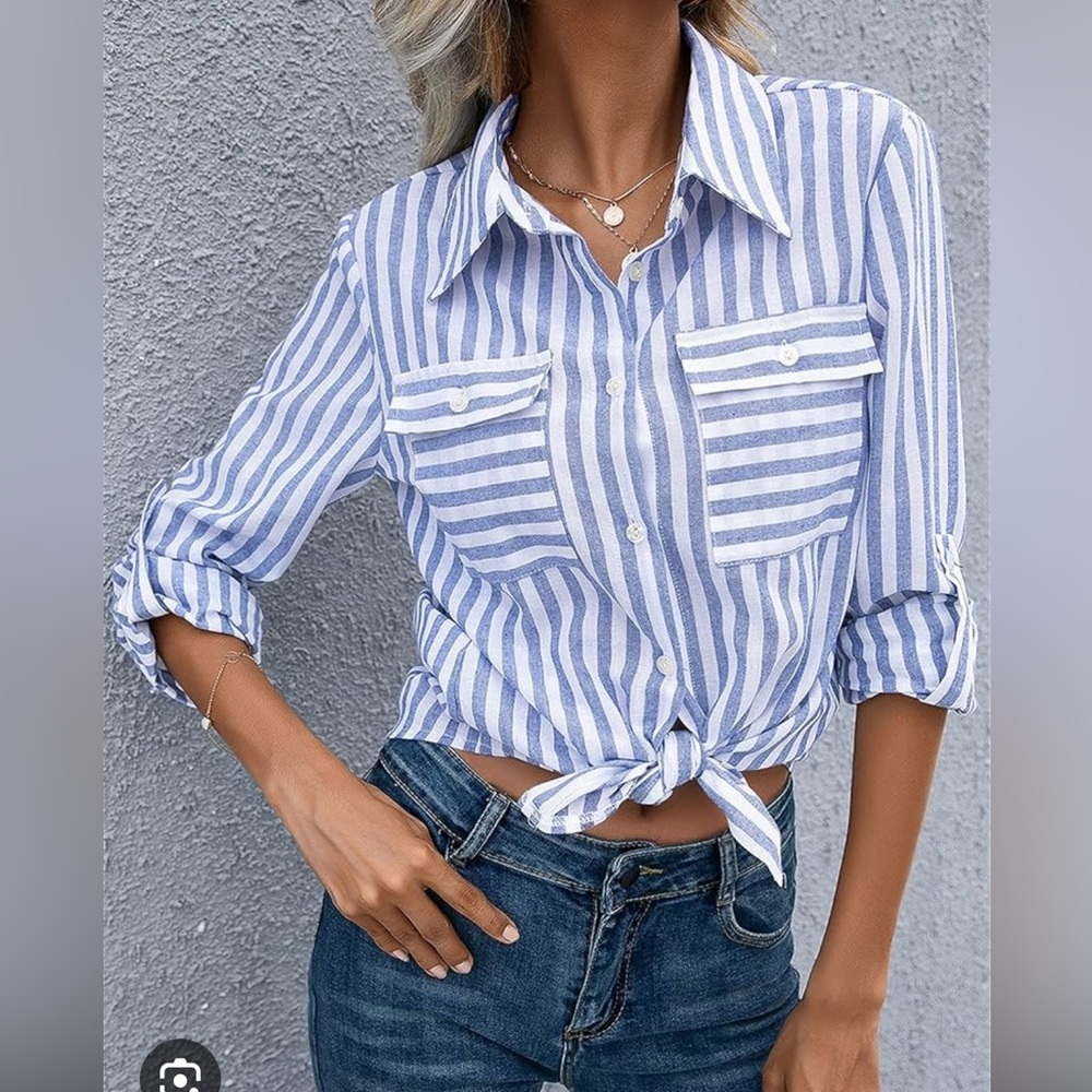 beachlunchlounge size L  woman Blue and White Striped Button-Down Shirt